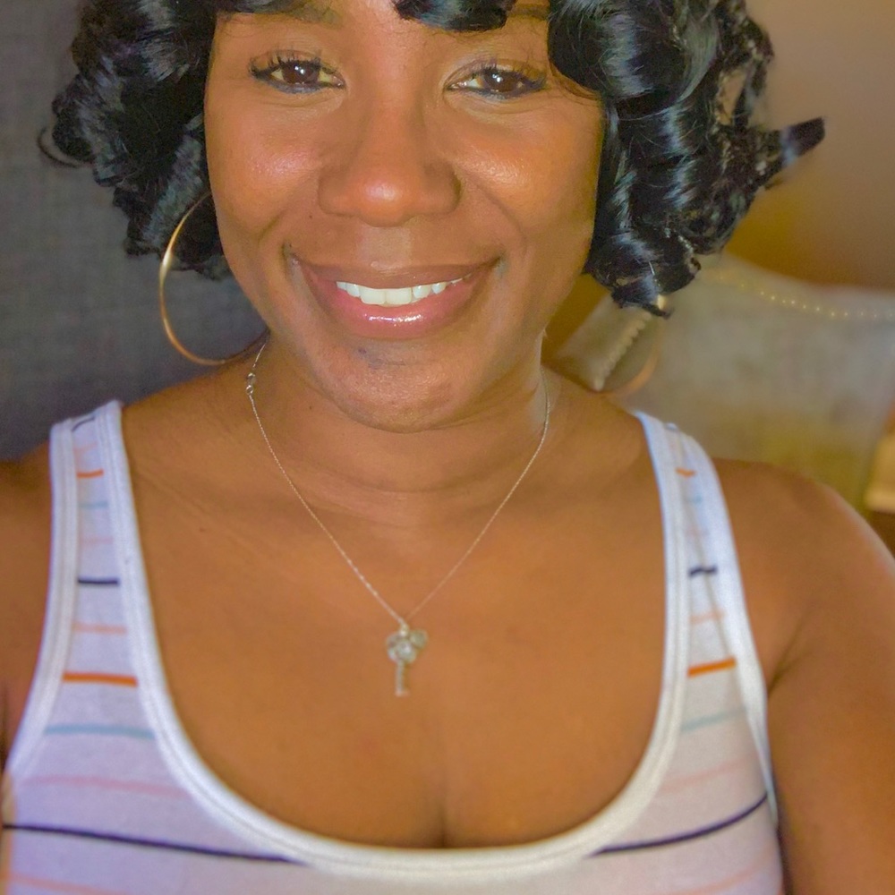 Meet your Posher, Chel